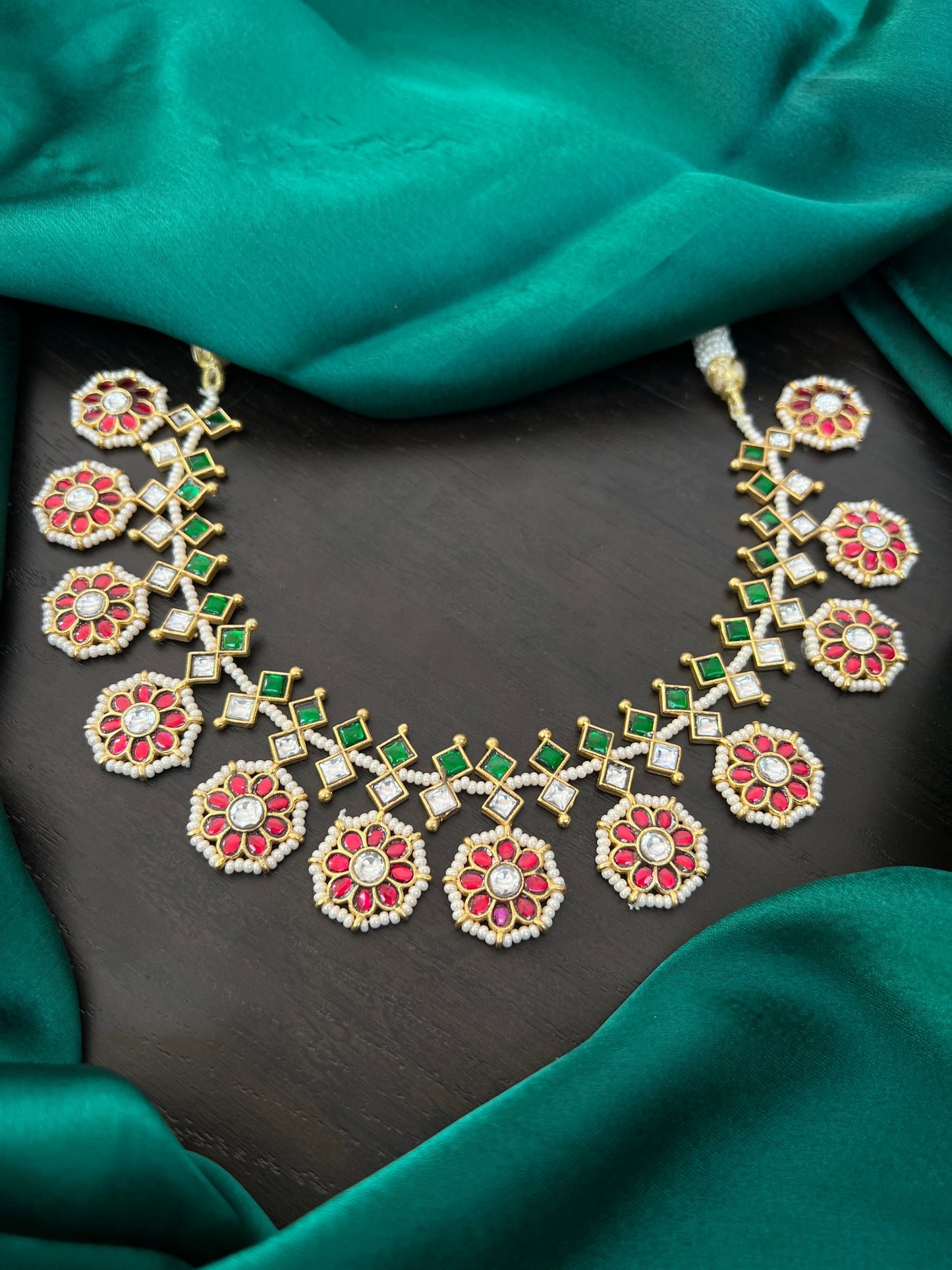 Kundan short bottumala