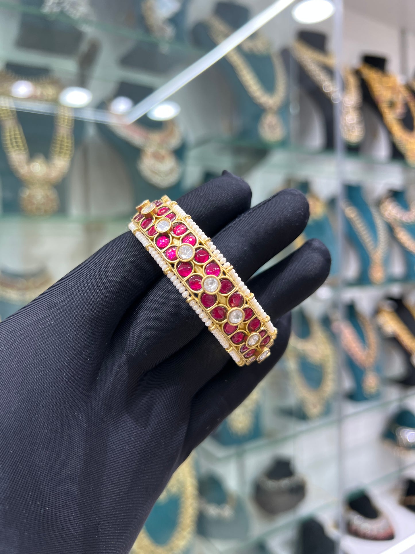 Kundan bangles