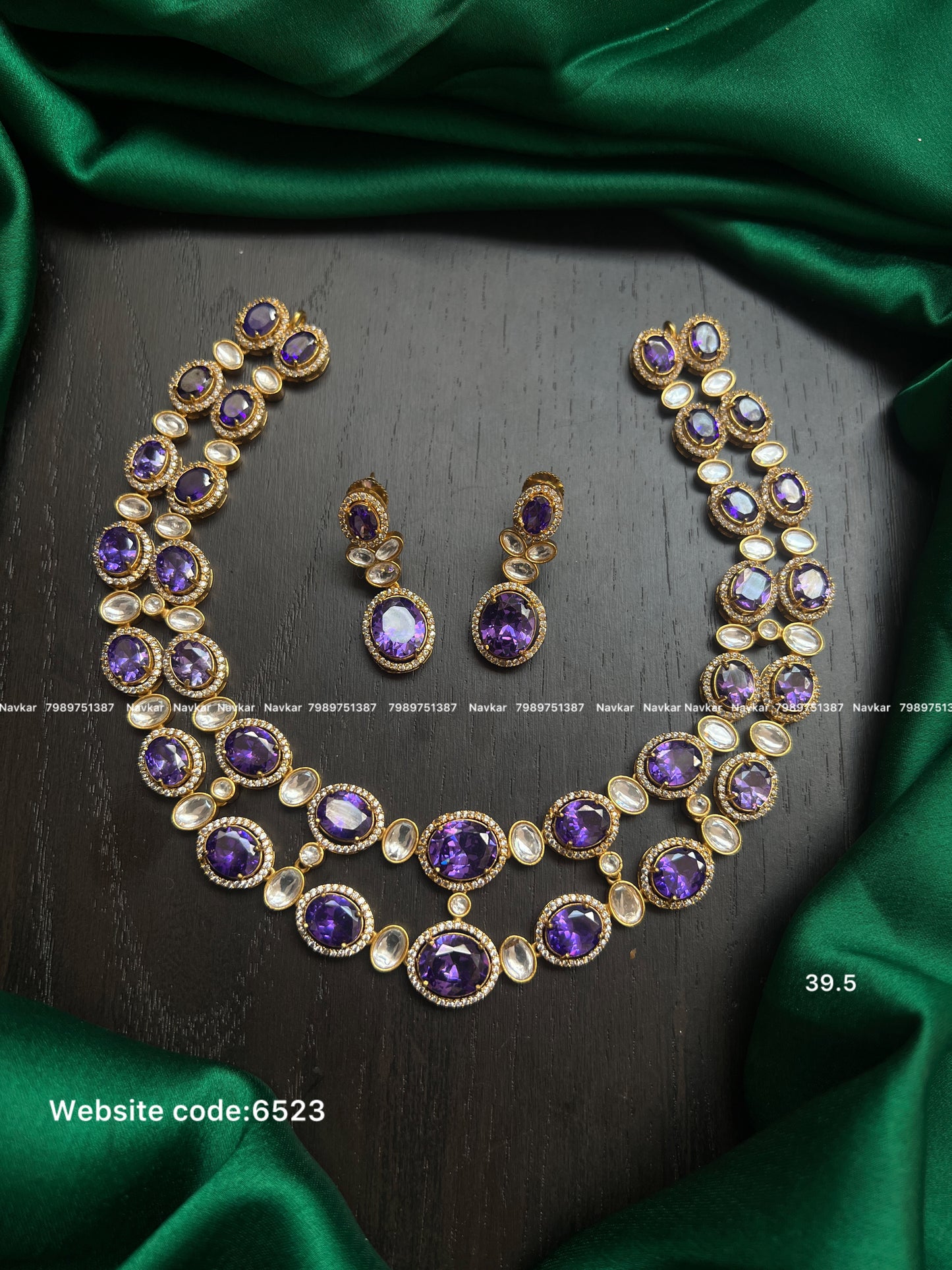 Victoria necklace