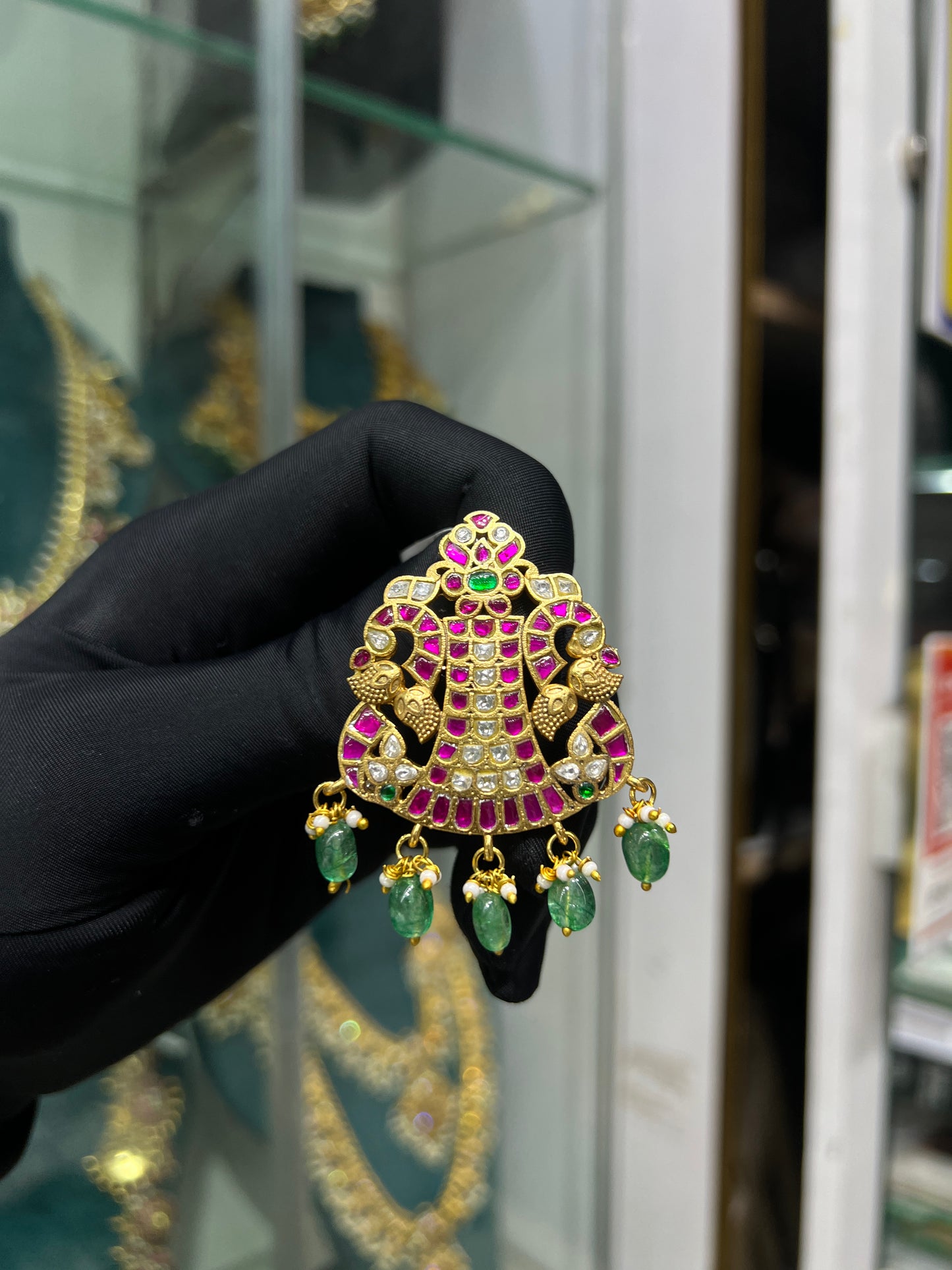 Kundan locket
