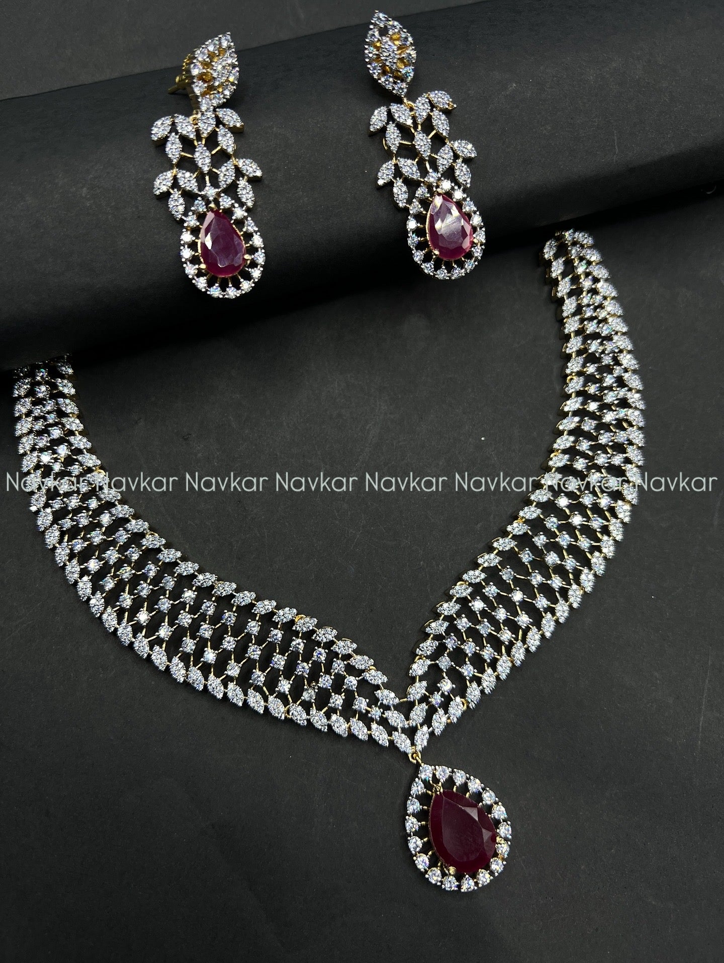 Gj necklace and earrings