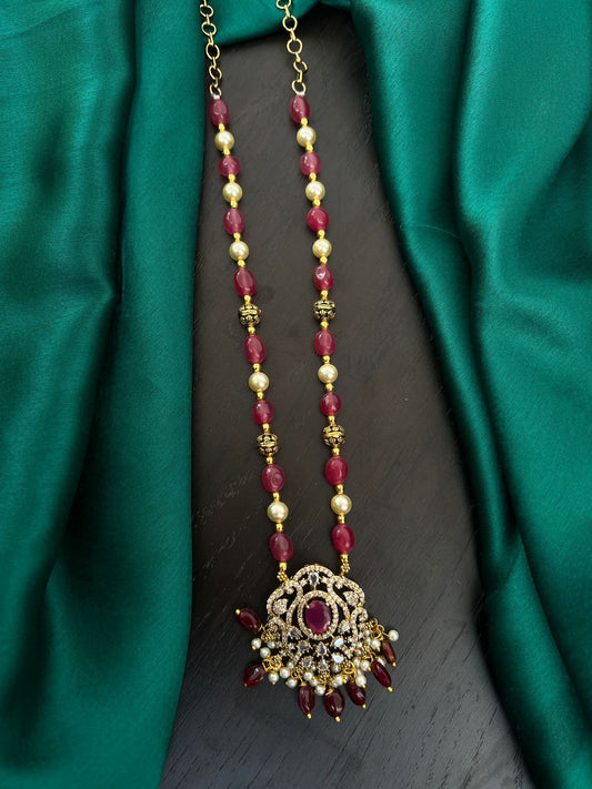BEADS WITH VICTORIAN LOCKETS