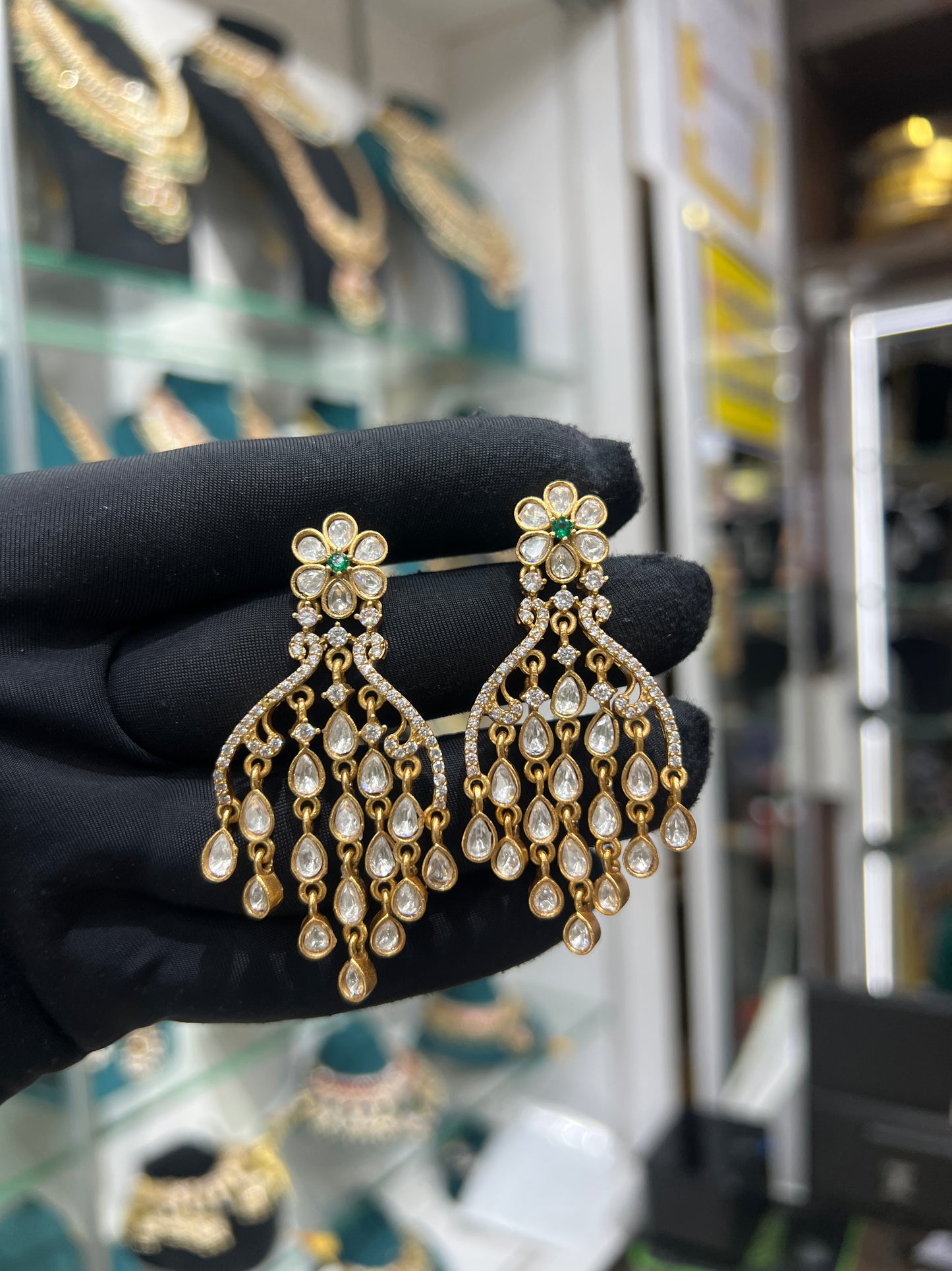 Mossonite earring