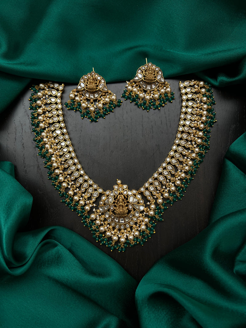 Kundan necklace