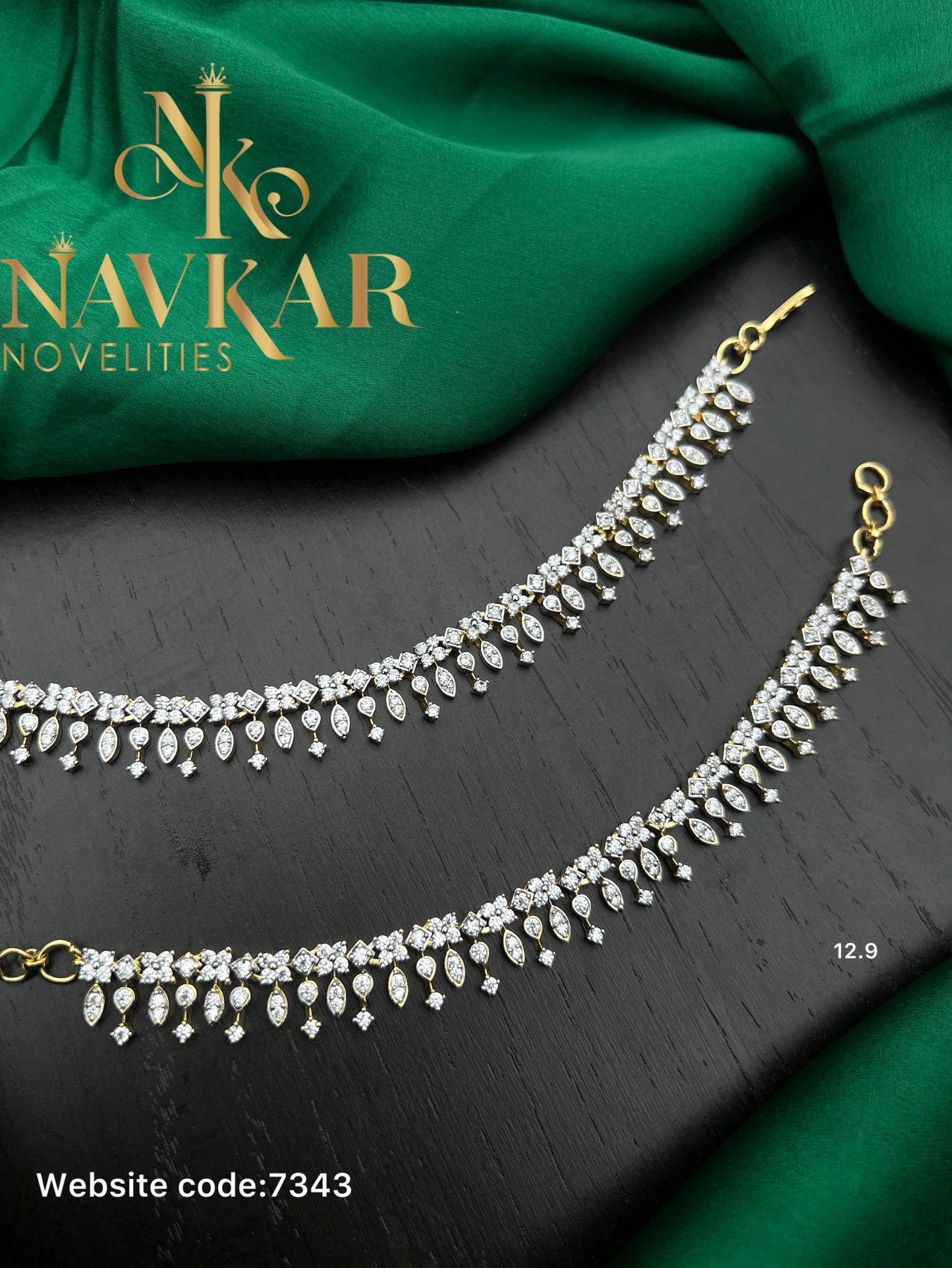 Gj Ear chain