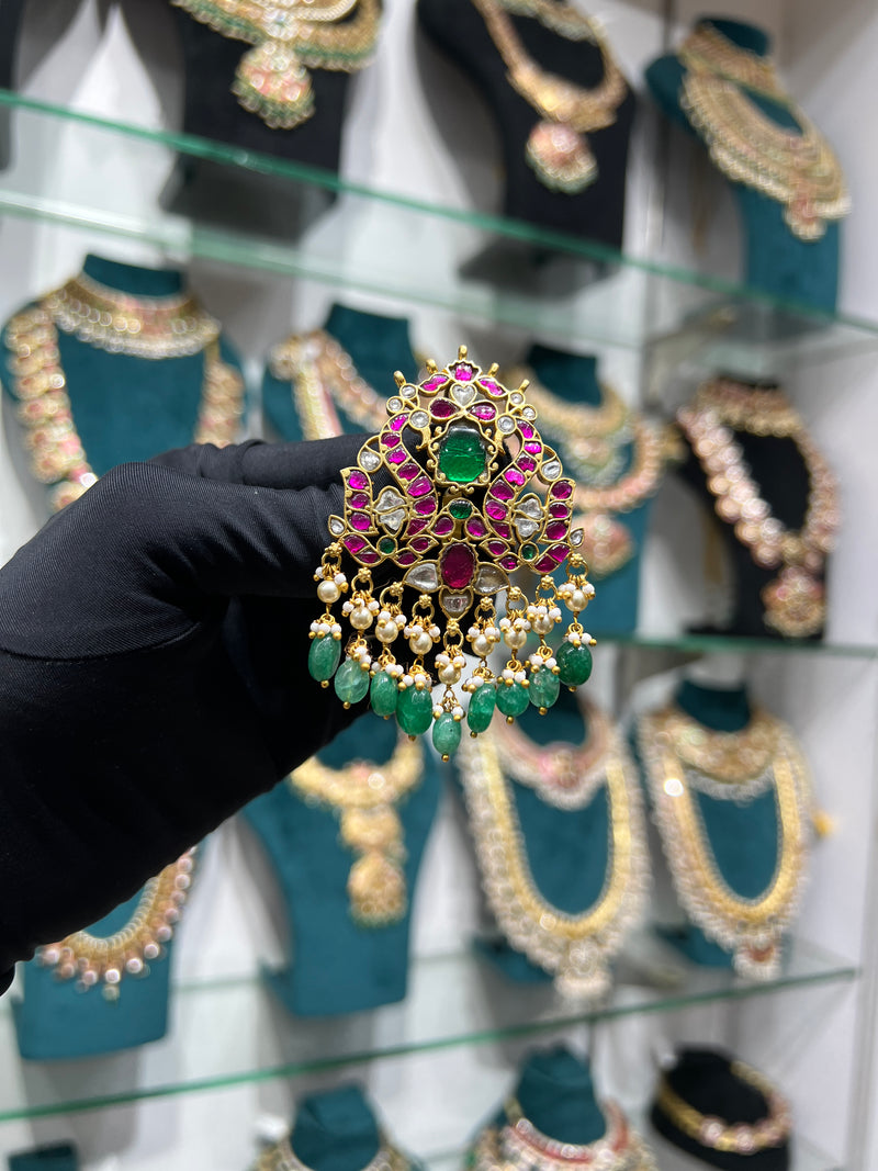 Kundan locket