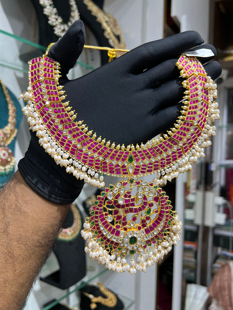 Kundan necklace