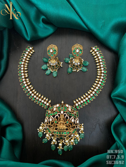 Kundan necklace and earrings