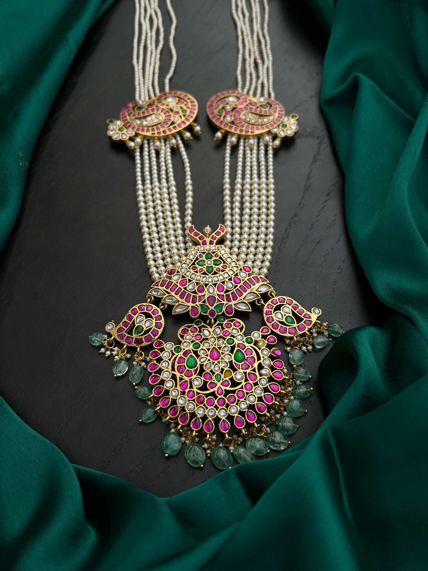 Kundan beads haram