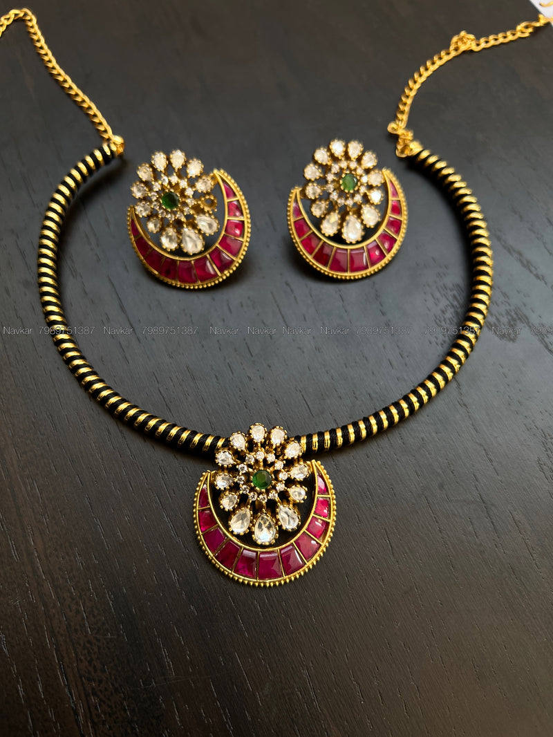 Black Hasli and locket set