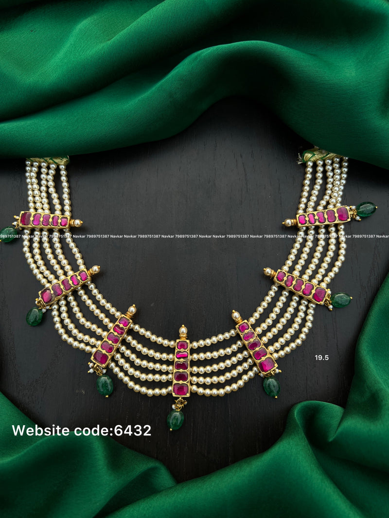 Kundan beads necklace