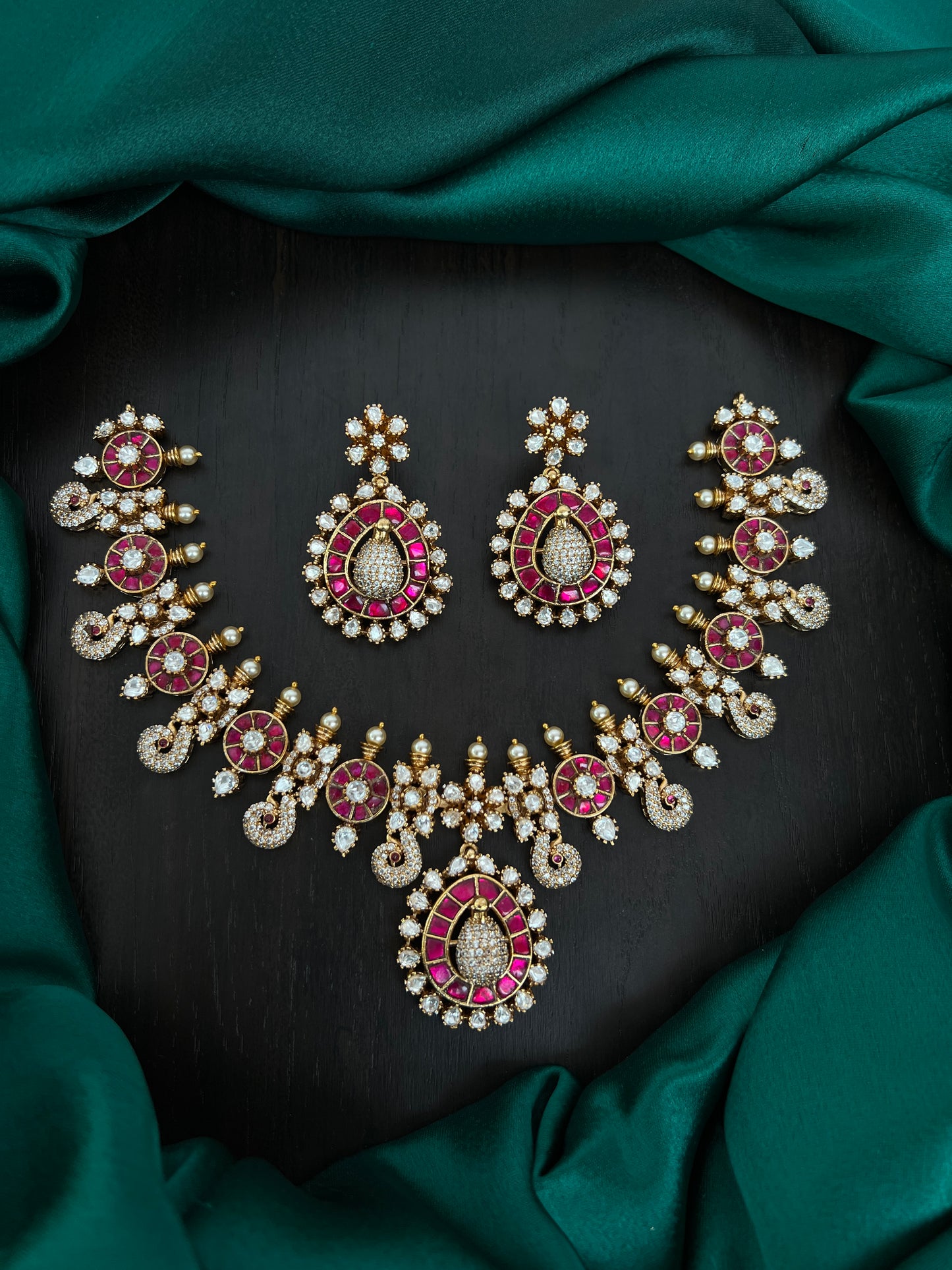 Kundan mossonite haram