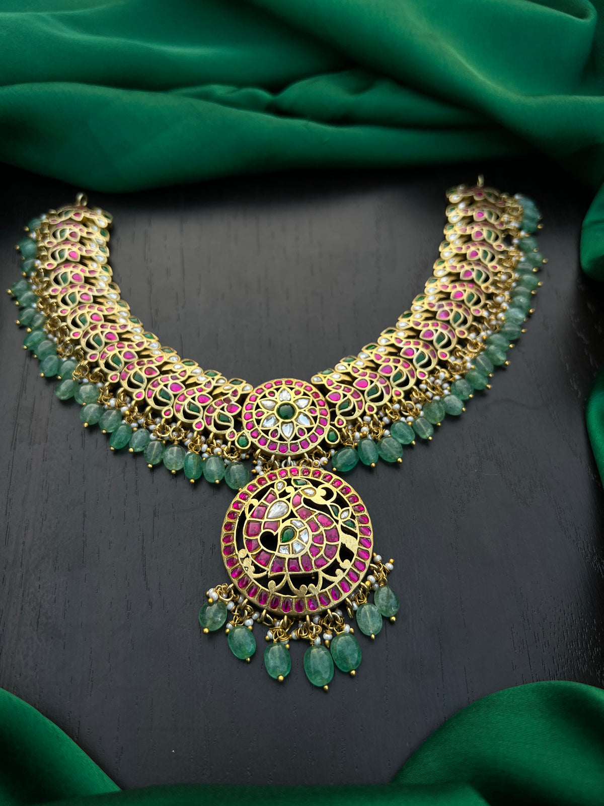 Kundan necklace