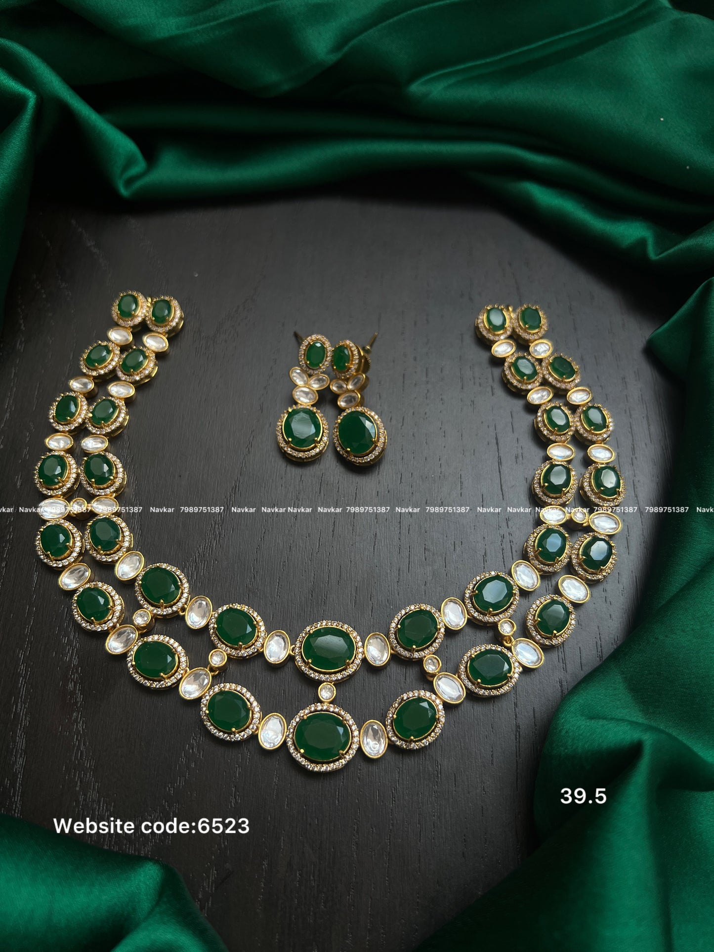 Victoria necklace