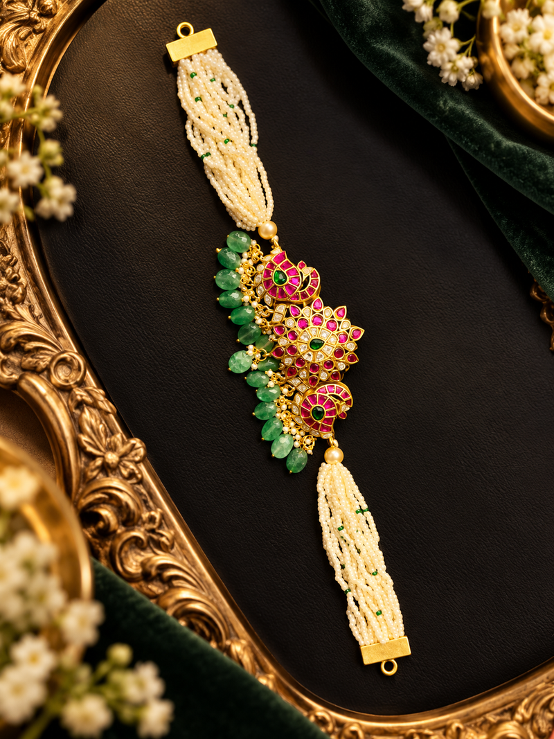 Kundan choker