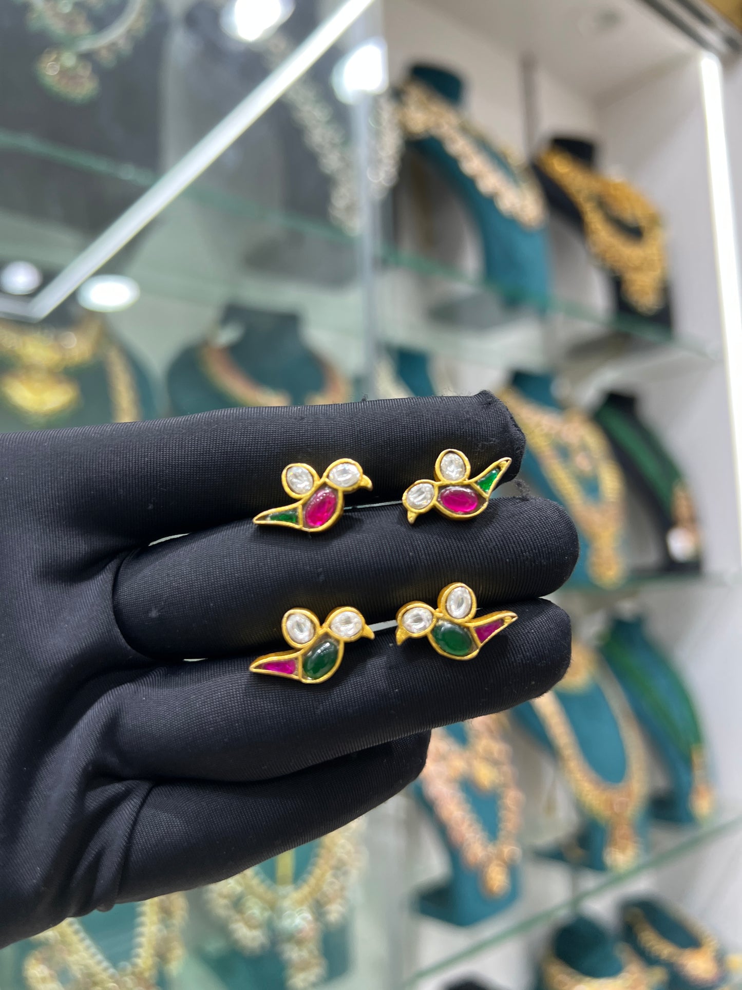 Kundan studs
