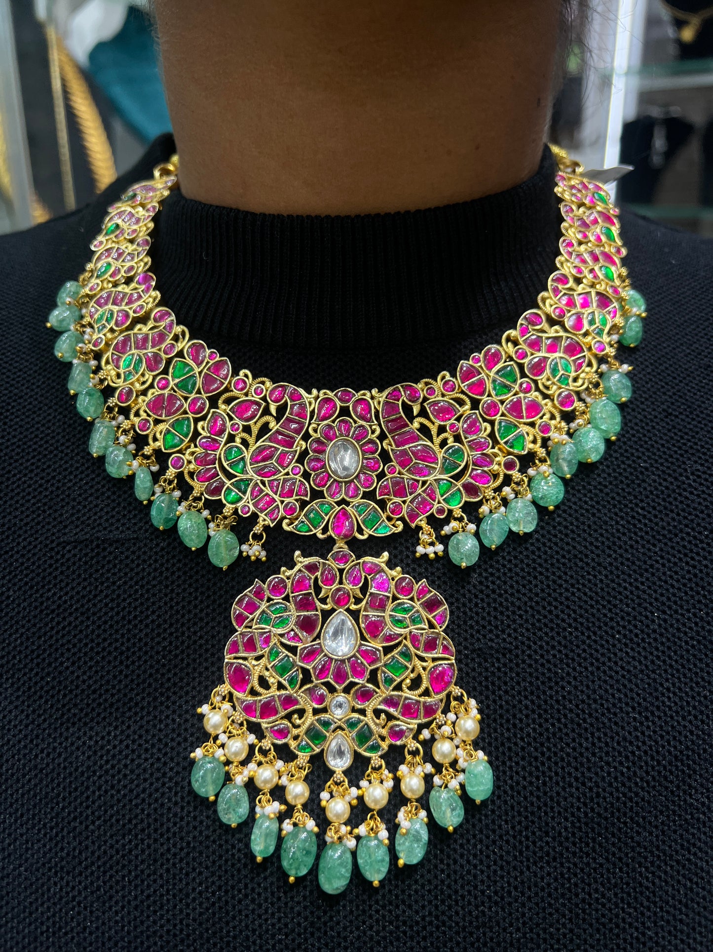 Kundan necklace