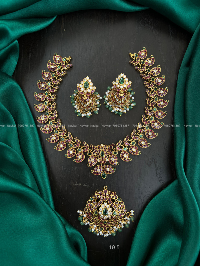 SHORT POTA CHANGEBLE NECKLACE