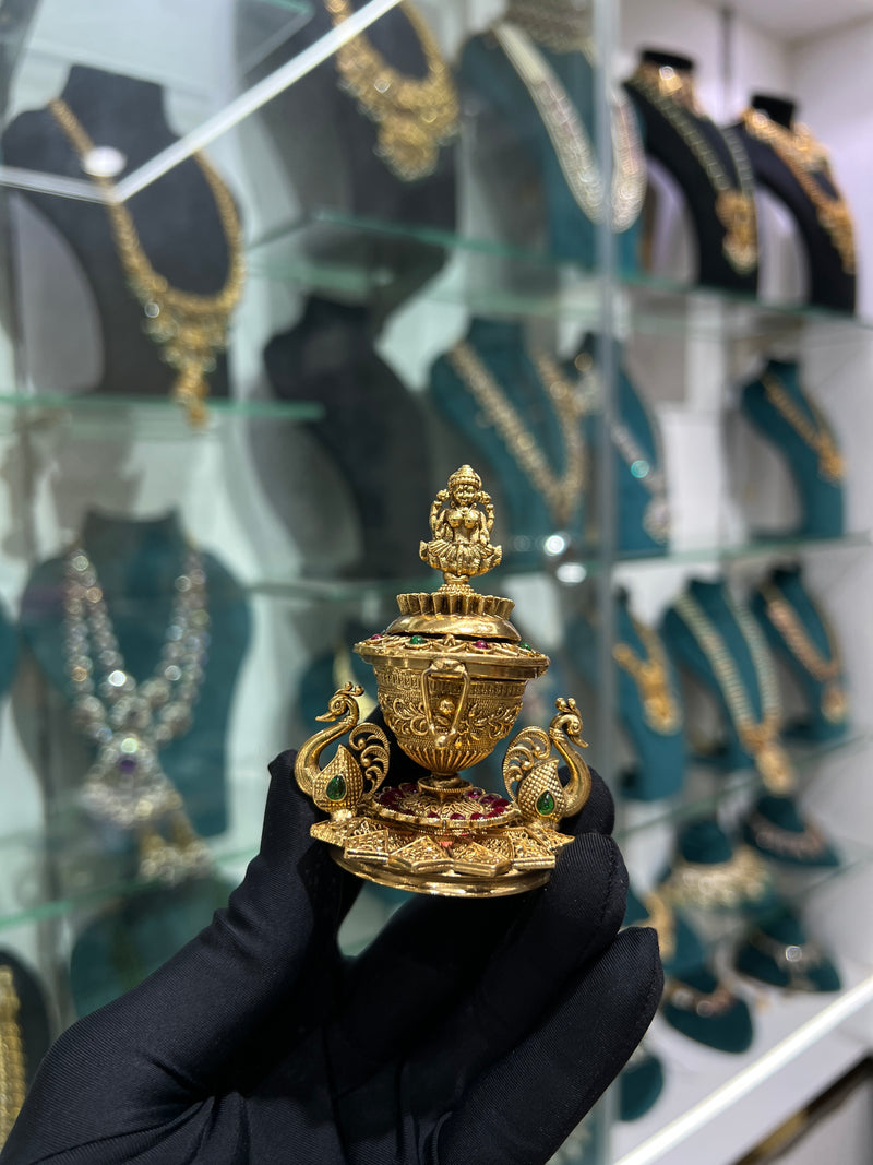 Nagshi kunkuma Bharani