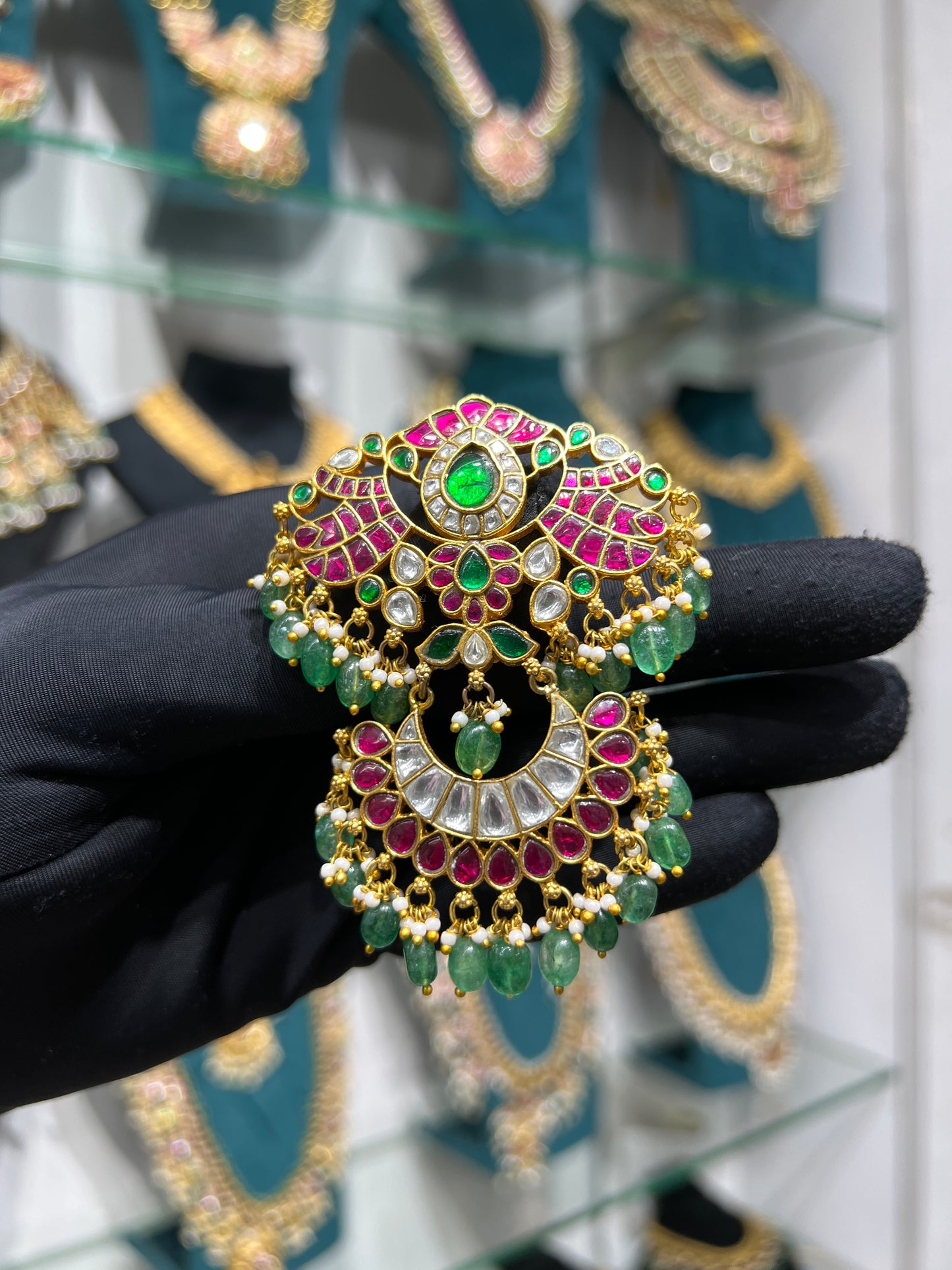 Kundan locket