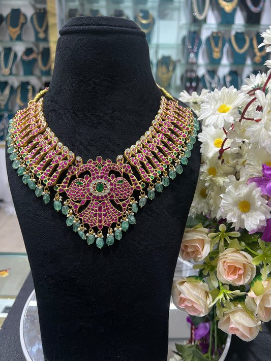 Kundan necklace
