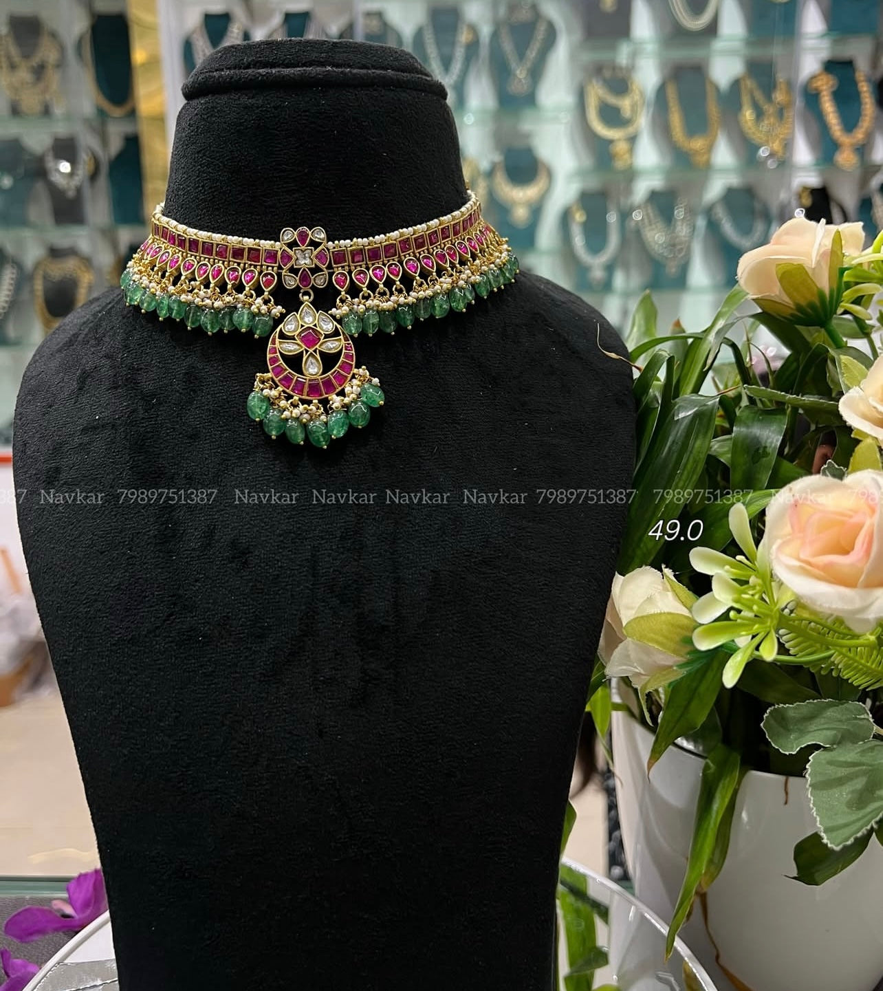 Kundan choker