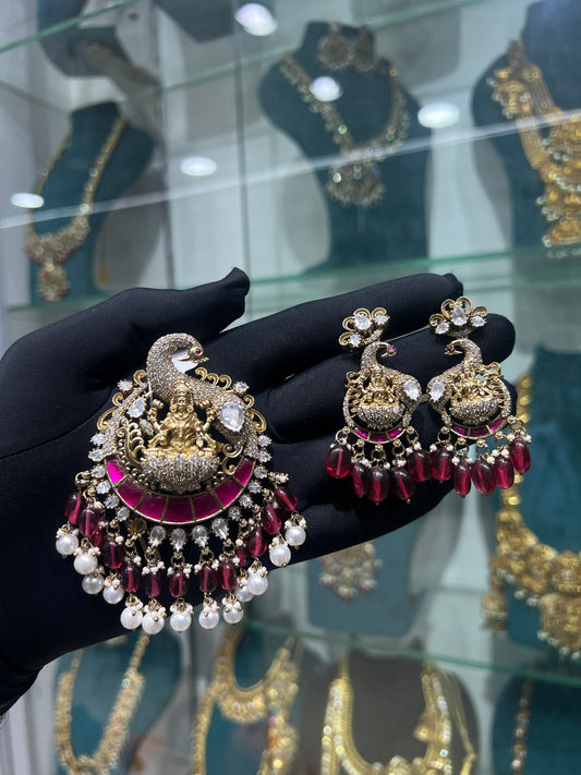 MOSSONITE LOCKET