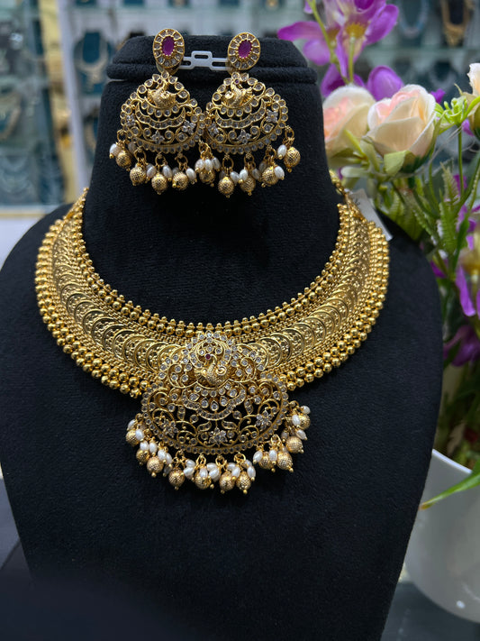 KASU NECKLACE
