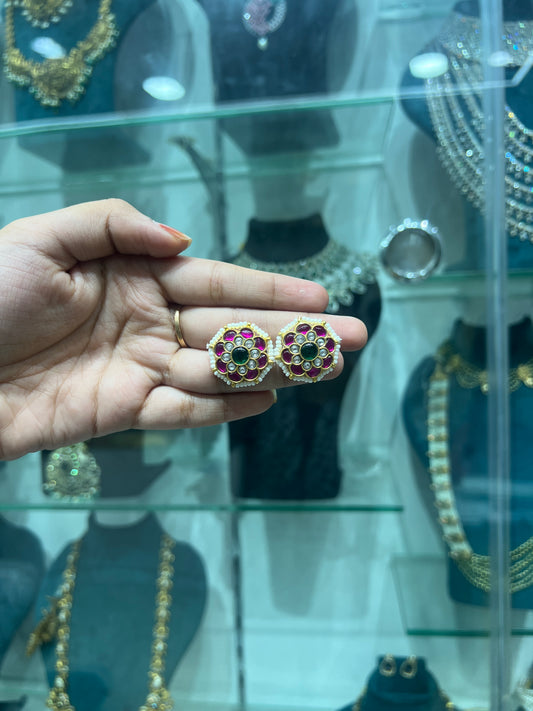 Kundan studs