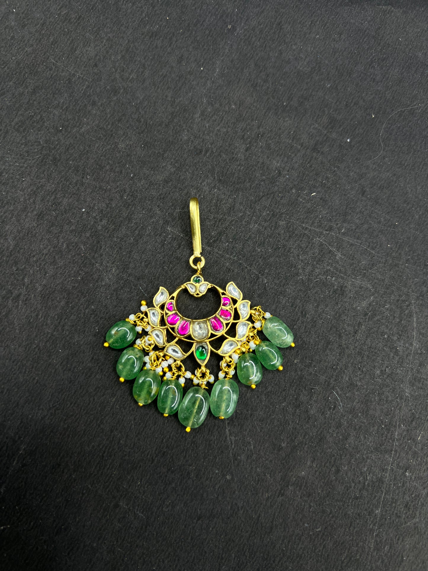 Kundan Tika