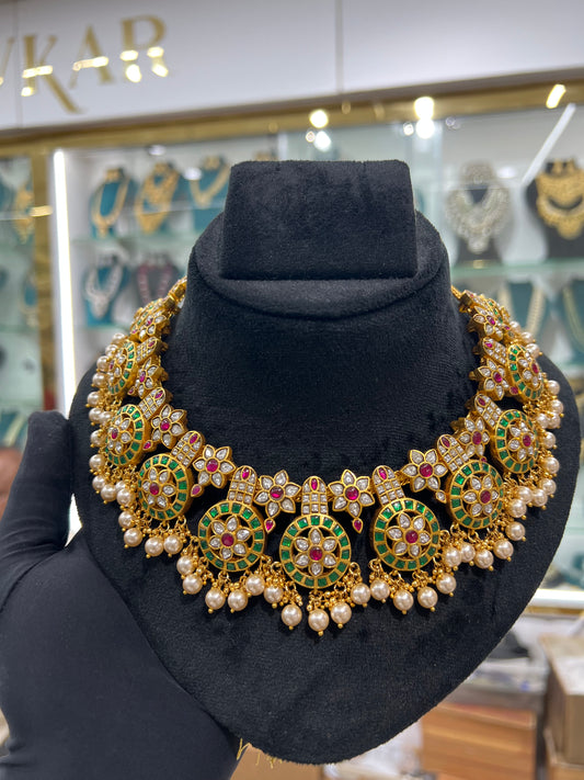 KUNDAN NECKLACE