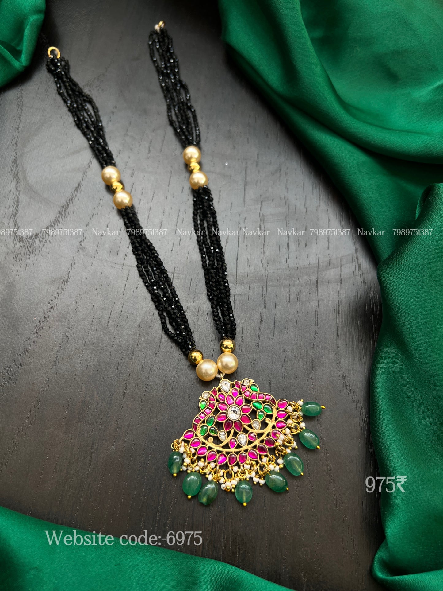 Kundan Black beads