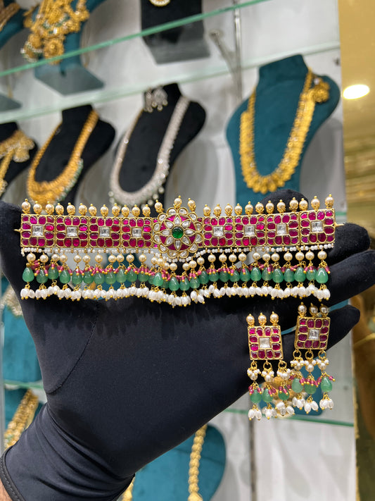 Kundan necklace