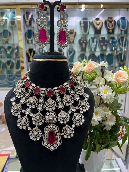 MOSSONITE NECKLACE