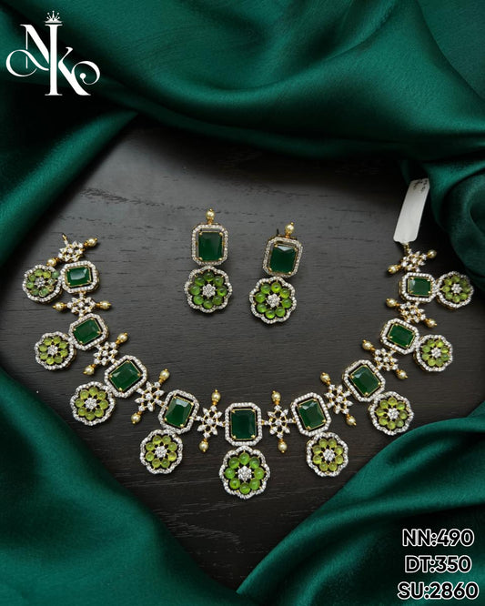 VICTORIYA NECKLACE