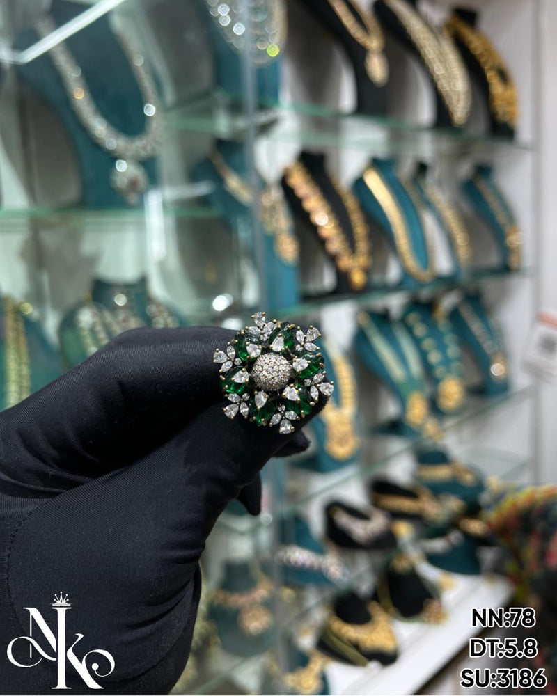 VICTORIYA FINGER RING