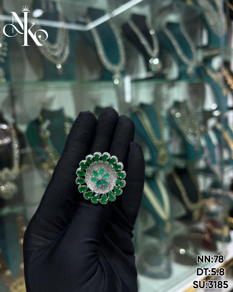 VICTORIYA FINGER RING