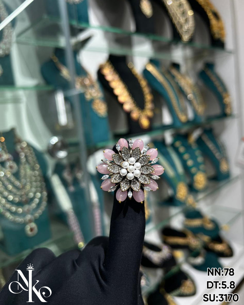 VICTORIYA FINGER RINGS