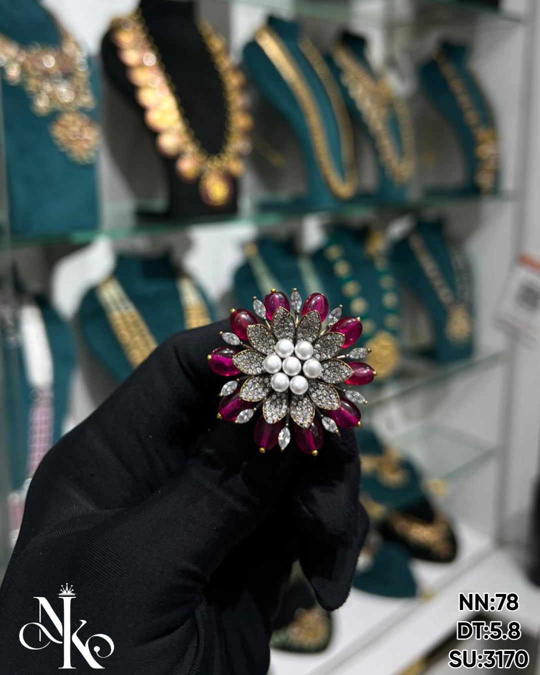 VICTORIYA FINGER RINGS