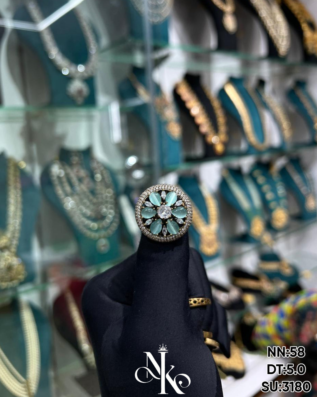 VICTORIYA FINGER RING