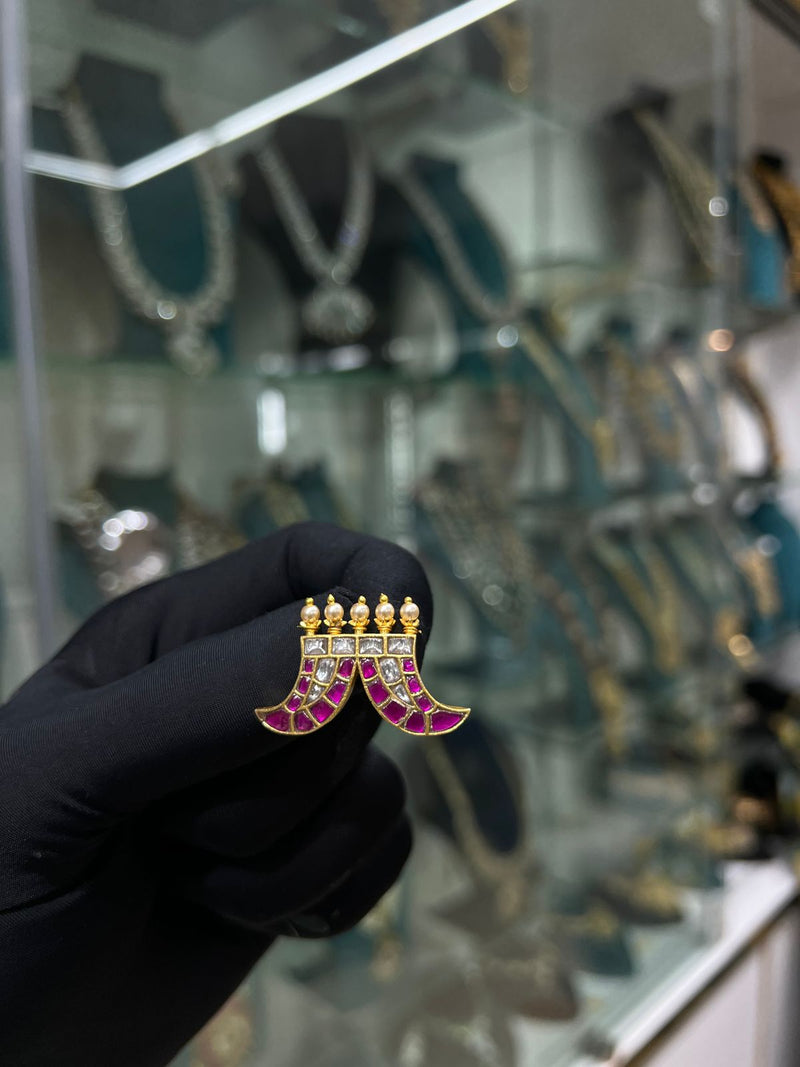 Puligoru locket jadaukundan