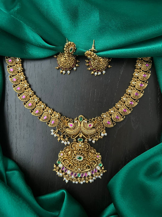 Nanshi Necklace