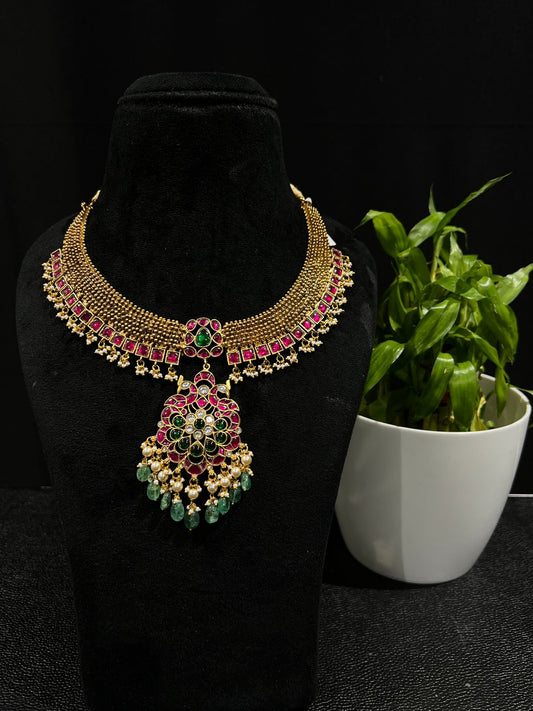 Kundan necklace